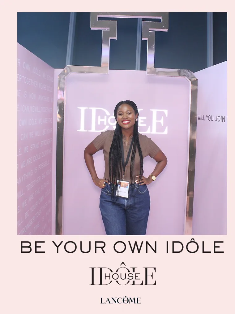 Branded Selfie Cube Polaroid-style print
